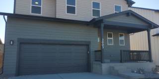 Exquisite 3 Bed 2.5 Bath Single Family Home Gallery 1