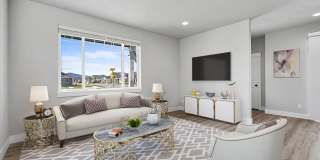 5-bedroom, 3-bedroom single family home! Gallery 3