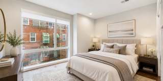 Philly Magazine-Featured Luxury 3 Bed Condo with Huge Roof Deck & Skyline Views Gallery 23