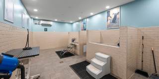 The Sloan Gallery 44