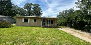 Cute 3 bedroom 1 bath! Cute 3 bedroom 1 bath! Gallery 1