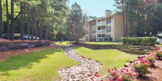 Laurel Oaks Gallery 30