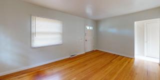 2525 South Clayton Street Gallery 23