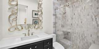 304 N Royal Ascot Drive Gallery 50