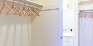 Hampshire Tower Apartments Gallery 16