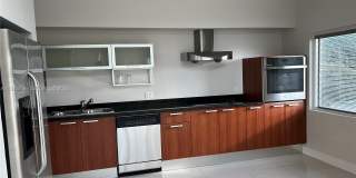 1650 Brickell Ave Gallery 8