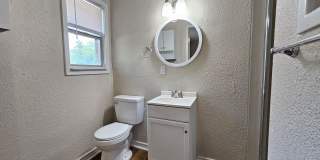 HUGE PRICE REDUCTION & READY FOR MOVE IN - AVAILABLE NOW! Gallery 11