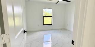 670 CHEMSTRAND Street E Gallery 28