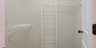 Pet Friendly Four Bedroom! Gallery 23