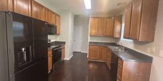 SPACIOUS 4 BED/ 3 BATH HOUSE! SPACIOUS 4 BED/ 3 BATH HOUSE! Gallery 10