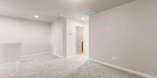 Gorgeous Townhome in Ridgefield! Gallery 15