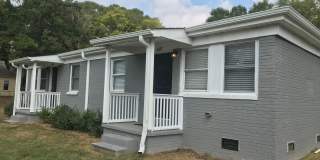 2Bed/1Ba Duplex close to Downtown Concord Fully Renovated with Laundry Room on Site Gallery 1