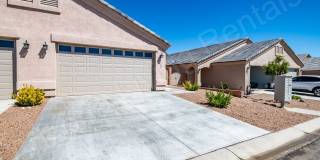 DON'T MISS THIS THREE BEDROOM TOWNHOUSE IN A PRIME LOCATION Gallery 5