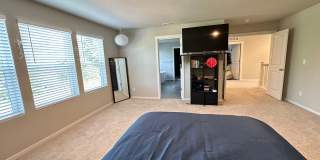 RENTAL! Spacious 6-Bedroom Home Near JBLM – Built in 2025 Gallery 10