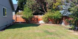 Charming Single-Level Home in Bend’s Mountain View Area Gallery 29
