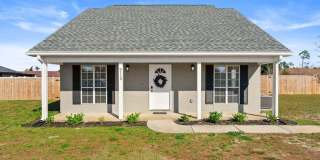 Beautiful Home w/ Modern Upgrades on Half an Acre – Ideal for Long-Term Rental! Gallery 1