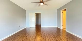 Country living, right in the center of Olive Branch Gallery 11