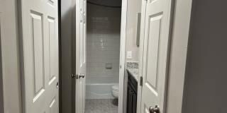 Adorable 2 Bedroom Condo! Gallery 15