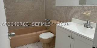 5425 NW 16th Ct Gallery 13