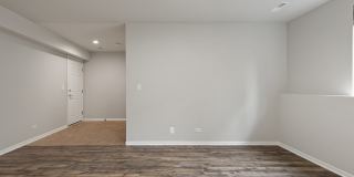 464 Valentine Way Gallery 24