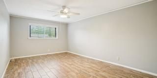 6106 VANCE JACKSON RD Gallery 25