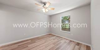 AVAILABLE NOW! HALF OFF FIRST MONTH'S RENT! Gallery 11