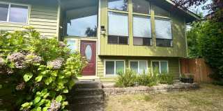 Spacious West Hill Gem – 4 Bed, 3 Bath with Stunning Layout and Modern Comforts Gallery 1