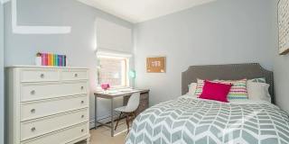 Perfect for underclassmen wanting a multi-year stay!  Luxury Apt w W/D in Unit near BU!  XL Rooms Gallery 14
