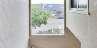 Bright Corner Home with Family Room, Yard & Laundry in Prime Sunset Location! Gallery 29
