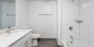 2201 Wilson Gallery 18