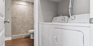ONE MONTH FREE! 621 MLK *Income Restricted* Gallery 3