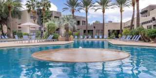 Riverwalk Luxury Apartments Gallery 4