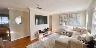 3003 Birdwood Circle Gallery 1