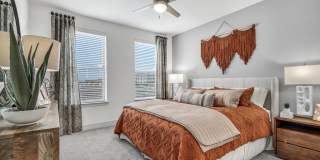 Axis Grand Crossing Gallery 38
