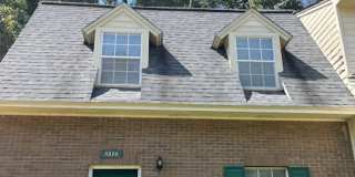 2 Bedroom / 2.5 Bath off N Monroe - Gallery 1