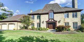 Luxurious living in Potomac! Main House and Guest House included! Gallery 1