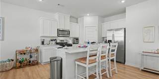 4885 W Triangle Street Gallery 3