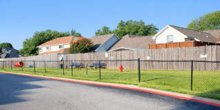 Keller Oaks Apartments Gallery 26