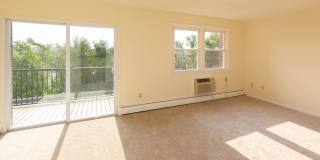 Chestnut Hill North Apartments Gallery 21