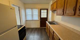 Rock Island Large 2 Bedroom Townhome Gallery 3