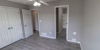 Large Duplex in Vanderveen Gallery 15