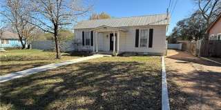 619 E Donegan Street Gallery 1