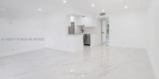 13250 SW 7th Ct Gallery 16