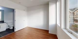 Chic Studios in Historic Ballard Neighborhood! Gallery 25