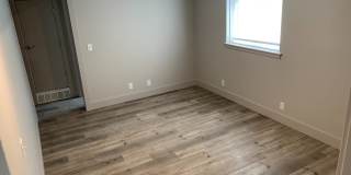 709 S 35th Gallery 13