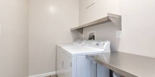 SFR Downtown-Clpose to 4th Avene Gallery 15