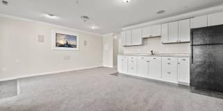 82 BACKSTRETCH Way Gallery 11