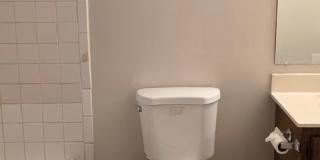 Act Fast! 2 Bedroom Townhome In Columbia Gallery 17