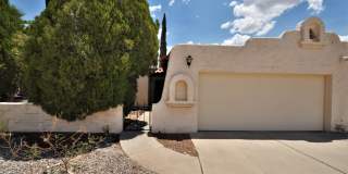 926 W Calle Del Regalo Gallery 1