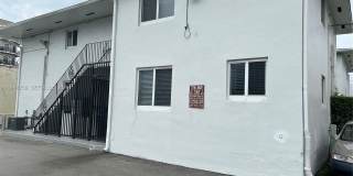 35 SW 21st Ave Gallery 1